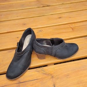 Clarks low heeled bootie